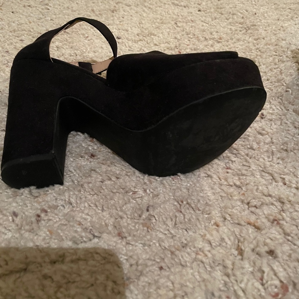 Zara Heels - Picture 2 of 4